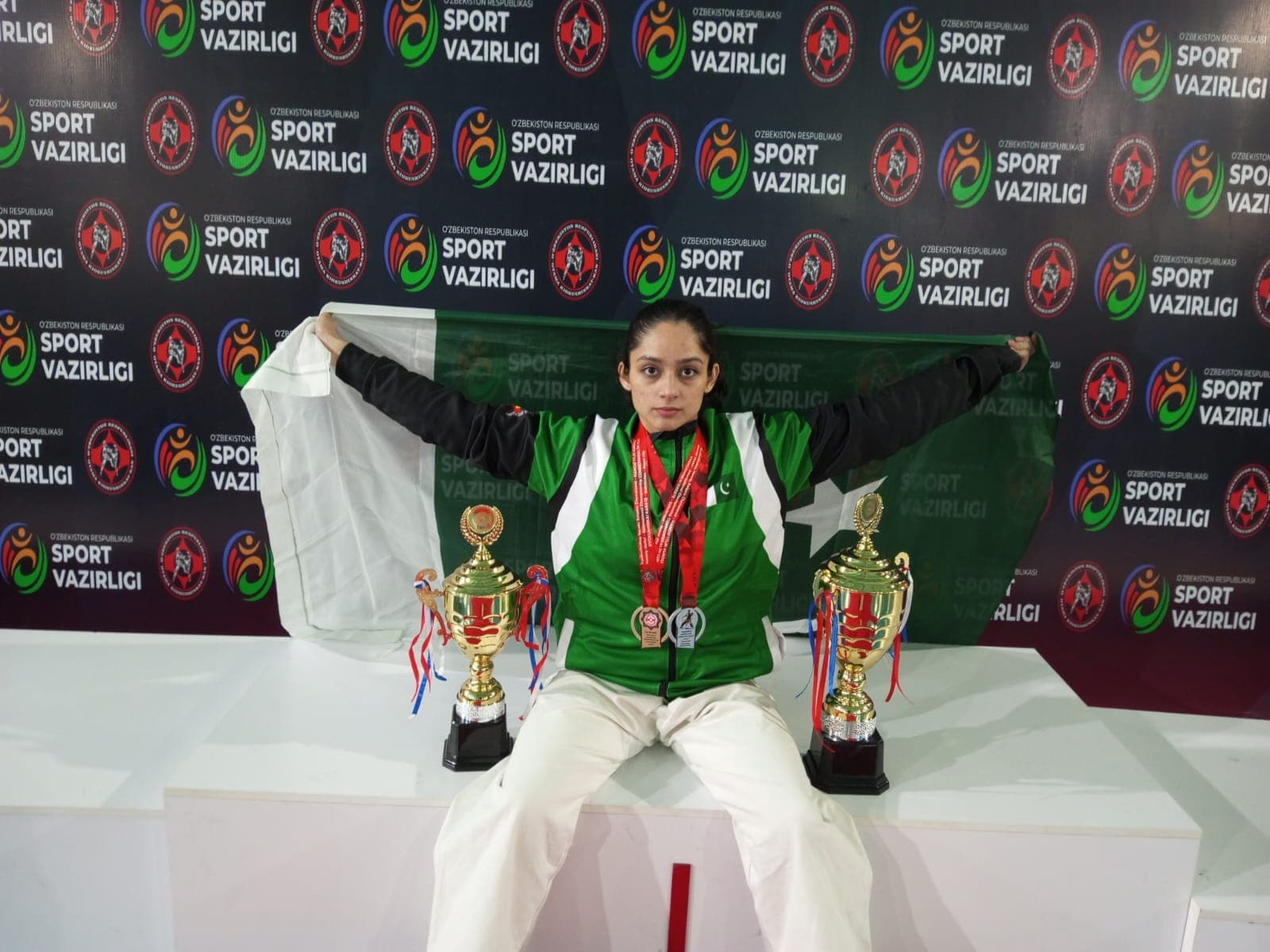 پاکستانی مارشل آرٹ ٹیم ازبکستان میں 3 گولڈ میڈل جیتنے میں کامیابPakistani Martial Arts Team Wins 3 Gold Medals in Uzbekistan;Pokiston jang san’ati jamoasi O’zbekistonda 3 ta oltin medalni qo’lga kiritdi