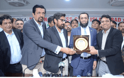 حکومت میڈیا کے مسائل حل کرنے کے لیے پرعزم