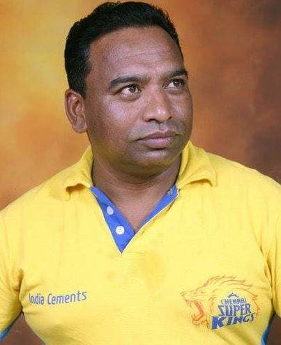 Two-time former champions and the most consistent team of the season, Chennai Super Kings (CSK) will lock horns with late bloomers Mumbai Indians(MI) in a high-voltage IPL 2015 summit clash here today night (May 24 Sunday), bringing the 47-day T20 extravaganza to a relatively controversy-free end.