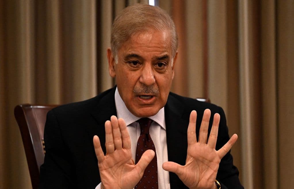 وزیراعظم کا چیمپئنز ٹرافی بارے محسن نقوی پر مکمل اعتماد کا اظہارPrime Minister Shehbaz Sharif expressed full confidence in Chairman PCB Mohsin Naqvi regarding the Champions Trophy