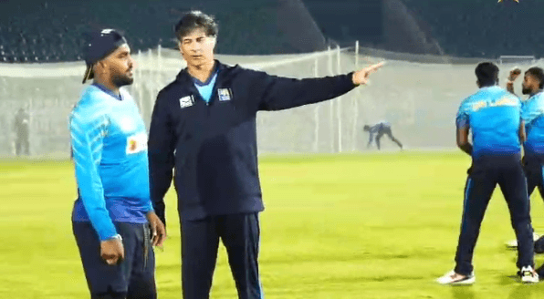 Sri Lankan cricket team training session at Rawalpindi Cricket Stadium.රාවල්පින්ඩි ක්රිකට් ක්රීඩාංගණයේදී ශ්රී ලංකා ක්රිකට් කණ්ඩායමේ පුහුණු සැසිය.اولپنڈی کرکٹ سٹیڈیم میں سری لنکن کرکٹ ٹیم کا تربیتی سیشن۔