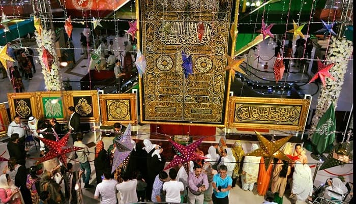 …پاکستان اور سعودی عرب میں تاریخی دوستی..آب زم زم کی معجزاتی کرامت،تبرکات خانہ کعبہ و روضہ رسول کی زیا رت.شکر الحمداللہ اسلام آباد۔(رپورٹ ..اصغر علی مبارک سے ) Ghilaf-e-Kaaba exclusive exhibition Islamabad concluded