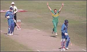 Court threat for Atherton England v South Africa, 1996 World Cup Shaun Pollock dismisses Atherton, World Cup 1996 The past could return to haunt England opener Michael Atherton when he arrives in Pakistan later this month. Journalist Asghar Ali is threatening legal action against Atherton, unless he makes a written apology for a remark he made during the 1996 World Cup. Atherton, then England captain, was irritated by a question from Ali following the team’s defeat by South Africa and asked: “Can someone get this buffoon out of here?” Ali alleges that his reputation was damaged by the insult and has given Atherton 10 days to send him an apology or he will pursue the matter in the courts. “My personal life, my professional life and my financial life has been affected,” he told the Agence France Presse. Wedding off He also claims his then fianceé called off their wedding because she did not want to be married to a ‘buffoon’. Atherton will not be involved in the three one-day internationals, the first of which takes place in Karachi next Tuesday. But he will open the batting in the Test series, which gets under way next month. Ali is vice-president of the Pakistan Sports Journalists’ Association and says he is writing a book about the incident called “Buffoon: You or Me?” He added: “I have talked to many international cricket captains, including Hansie Cronje and Ranatunga, about Atherton and their comments are in this book. “I want to publish the book when the matter has been completed.”